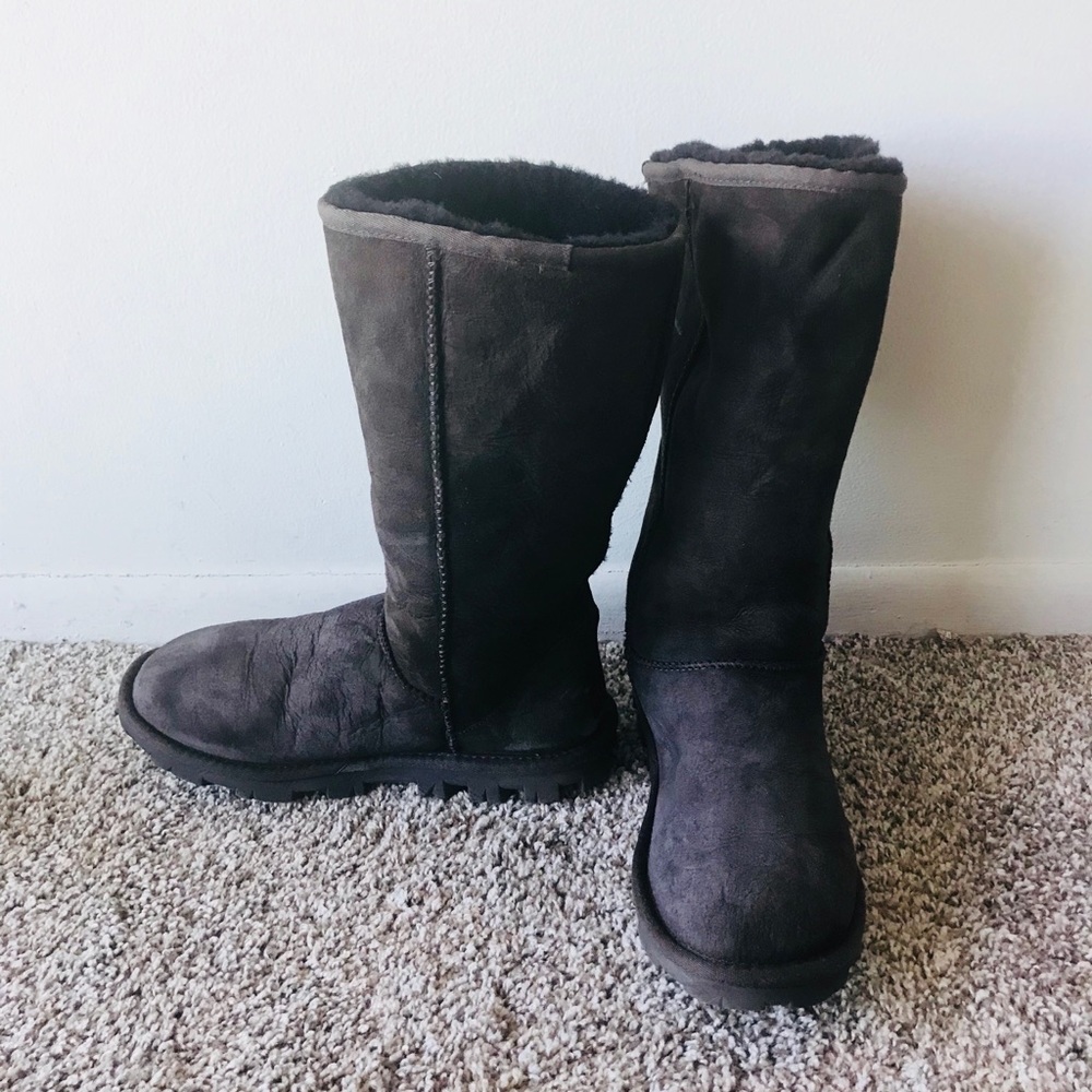 UGG Brown Boots Size 9 - Picture 5 of 8